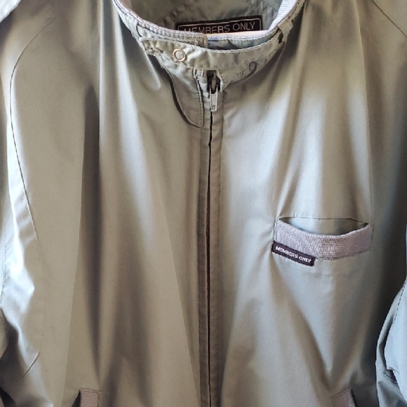 Members Only Iconic Racer Light Green Vintage Jacket 70's- 80's - Picture 3 of 9